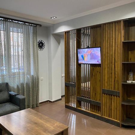 One Central Apartment Yerevan Exterior foto