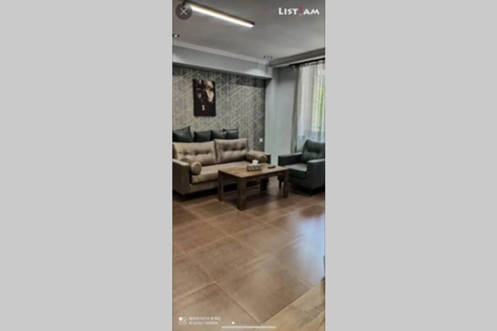 One Central Apartment Yerevan Exterior foto