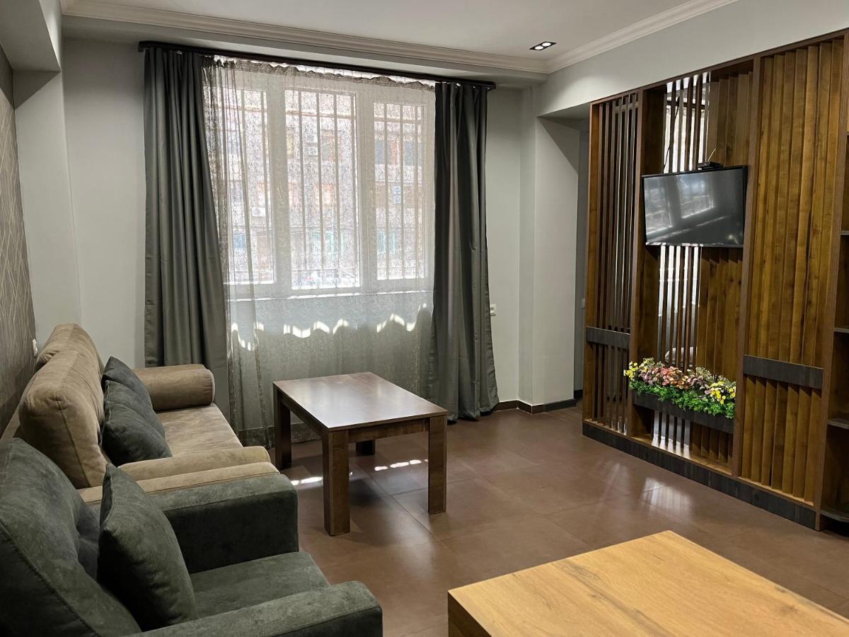 One Central Apartment Yerevan Exterior foto